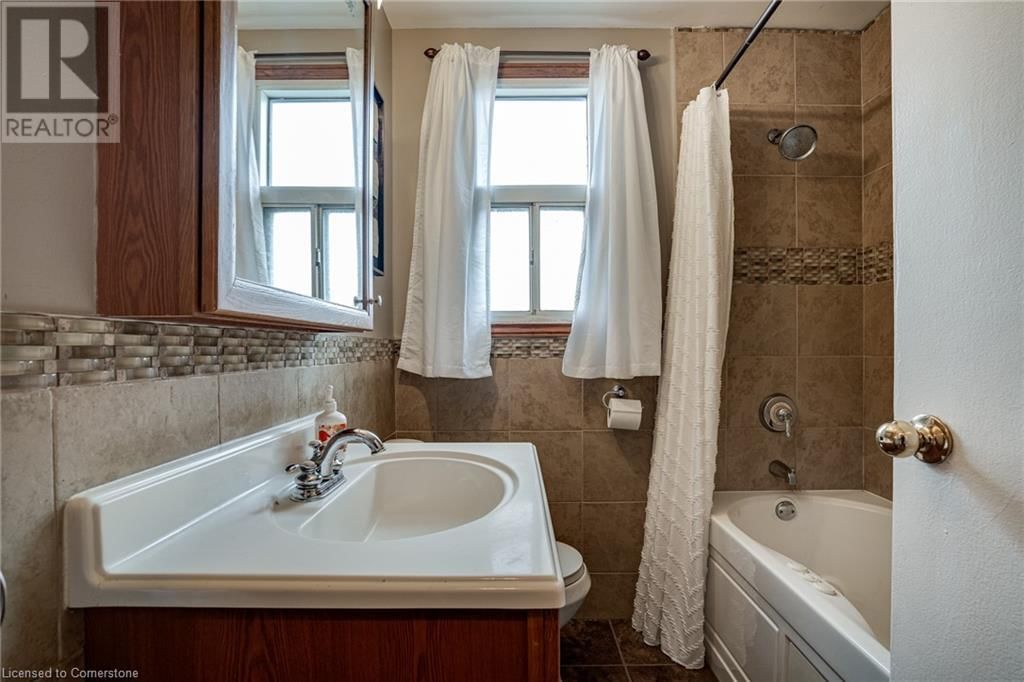 628 DUNN AVENUE Image 23