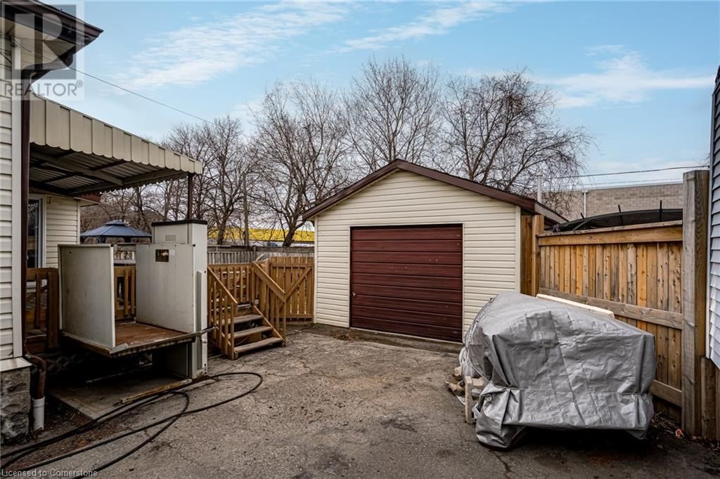 628 DUNN AVENUE Image 44