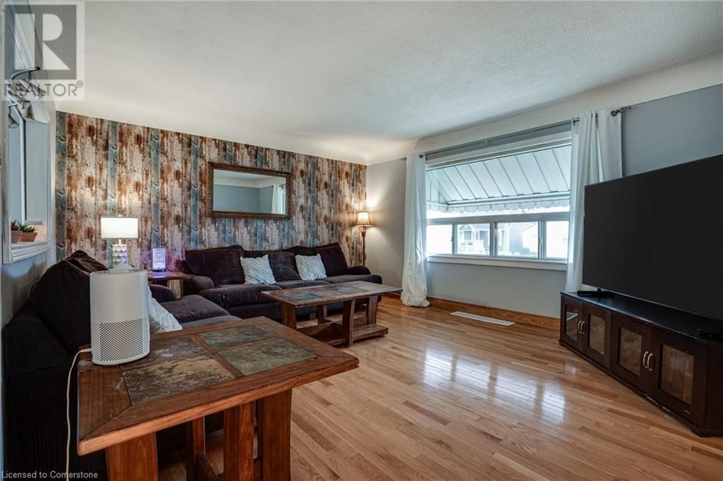 628 DUNN AVENUE Image 6