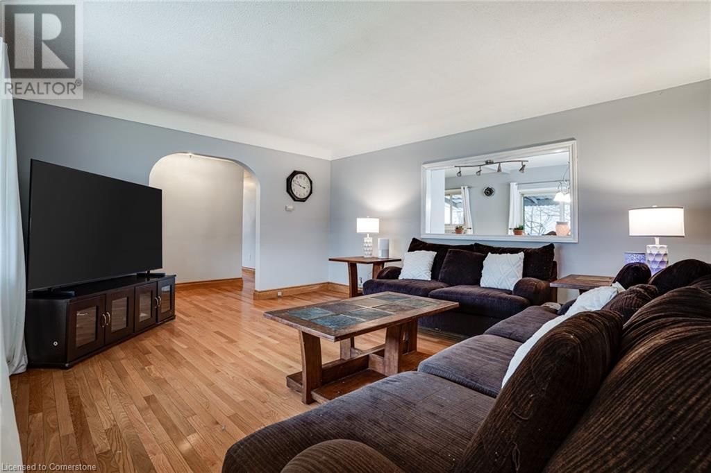 628 DUNN AVENUE Image 7