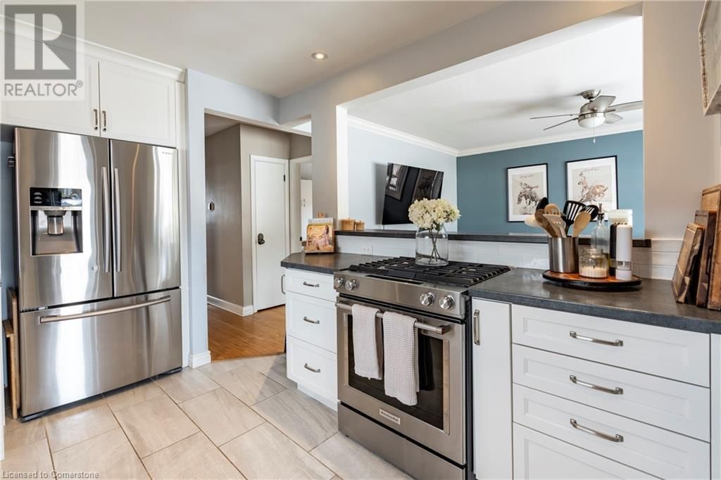 34 BOTHWELL CRESCENT Image 13