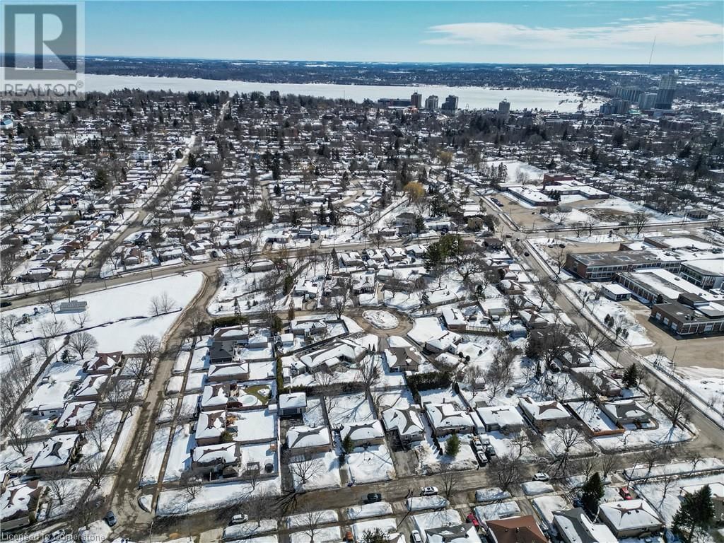 34 BOTHWELL CRESCENT Image 45