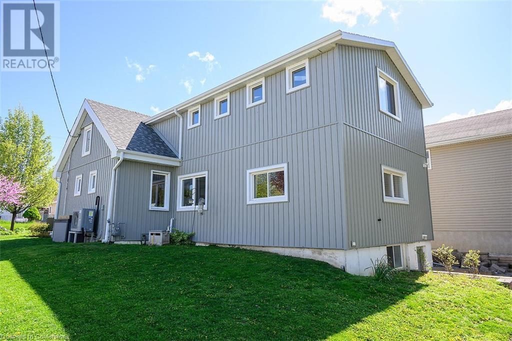 12 BROADVIEW AVENUE Image 17