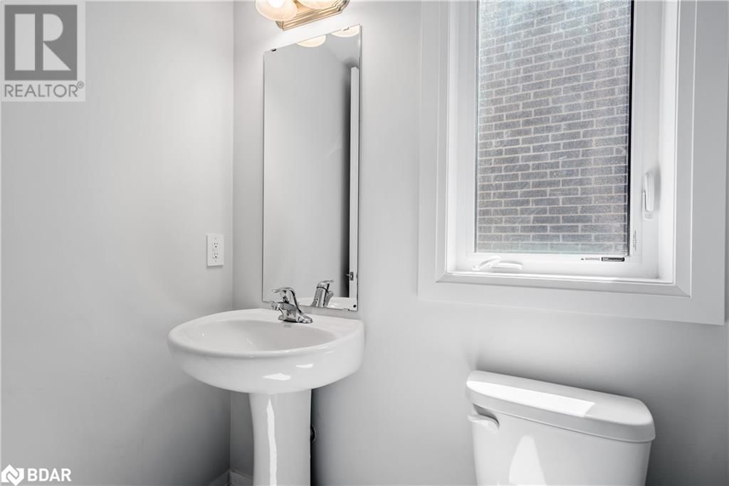 25 CORLEY STREET Image 14