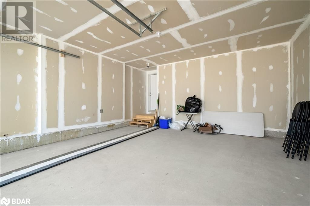 25 CORLEY STREET Image 16