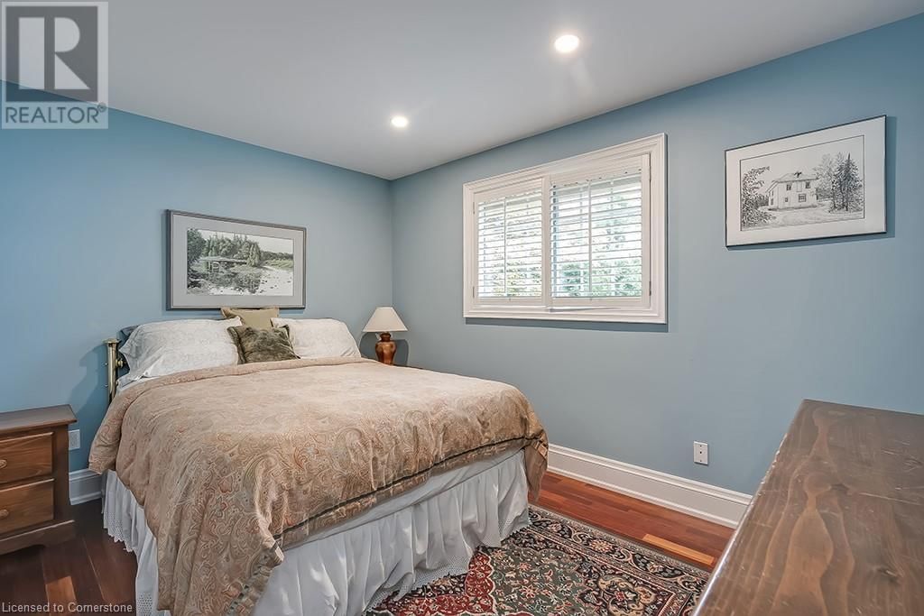 2428 LAKESHORE ROAD Image 32