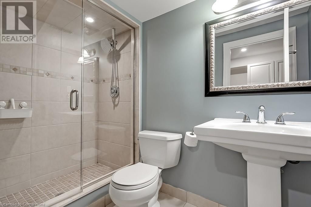 2428 LAKESHORE ROAD Image 37