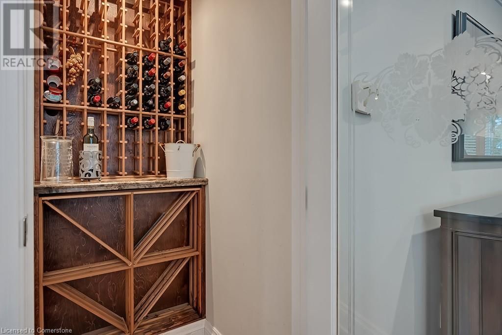2428 LAKESHORE ROAD Image 9