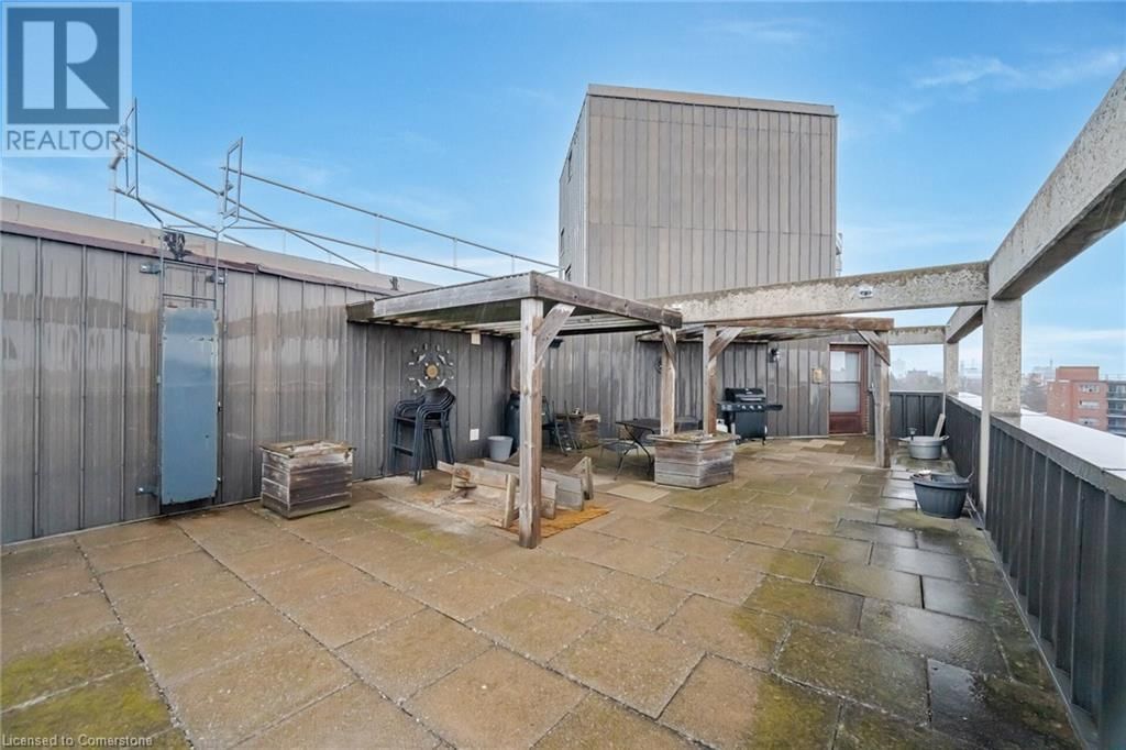 201 - 166 MOUNTAIN PARK AVENUE Image 38