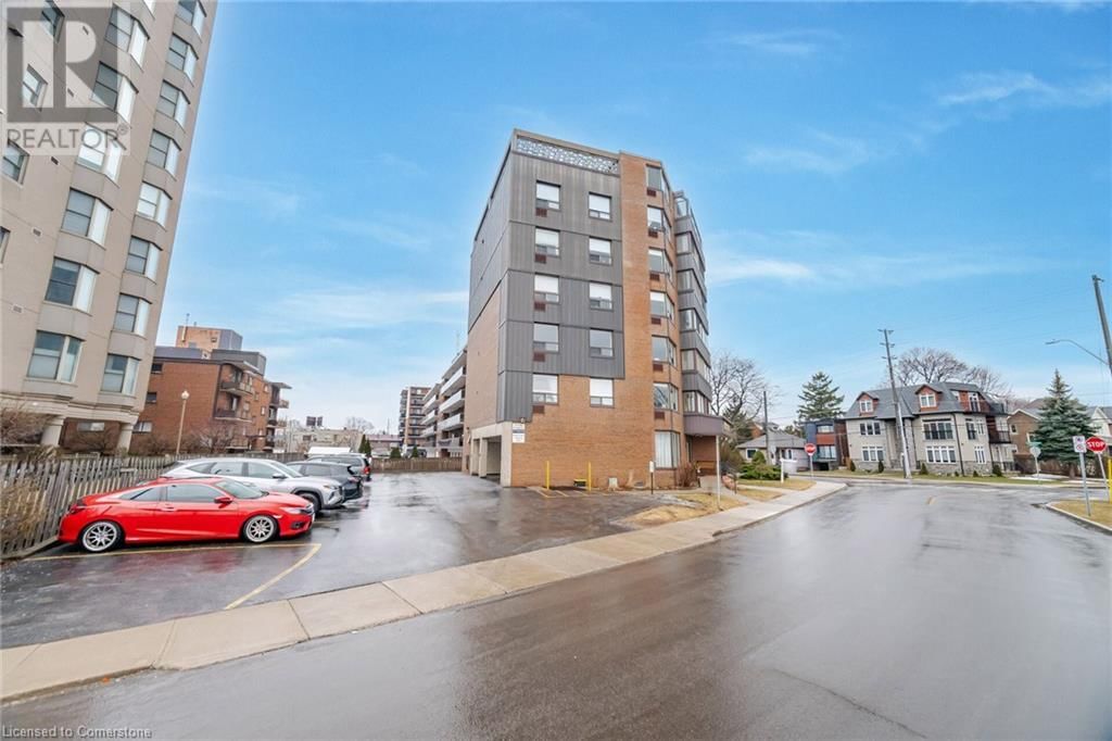 201 - 166 MOUNTAIN PARK AVENUE Image 39