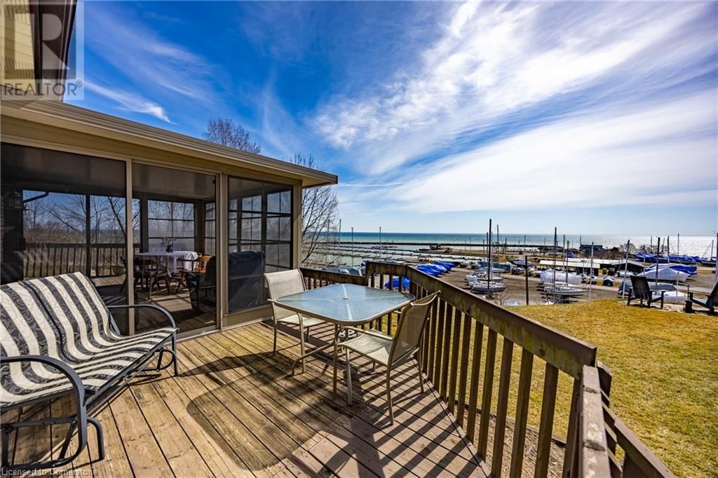 16 DEAN AVENUE Image 1