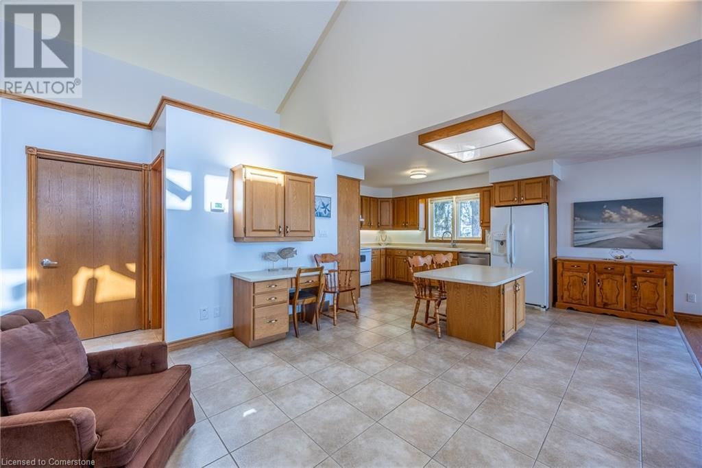 16 DEAN AVENUE Image 11