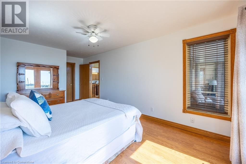 16 DEAN AVENUE Image 20