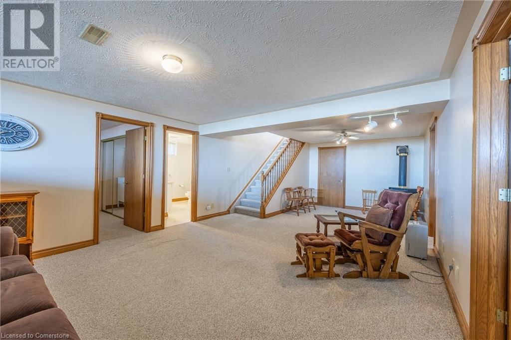 16 DEAN AVENUE Image 23