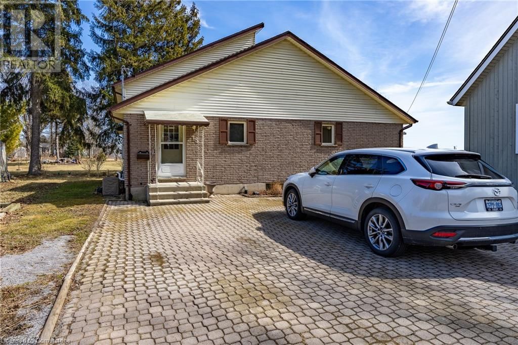 16 DEAN AVENUE Image 31