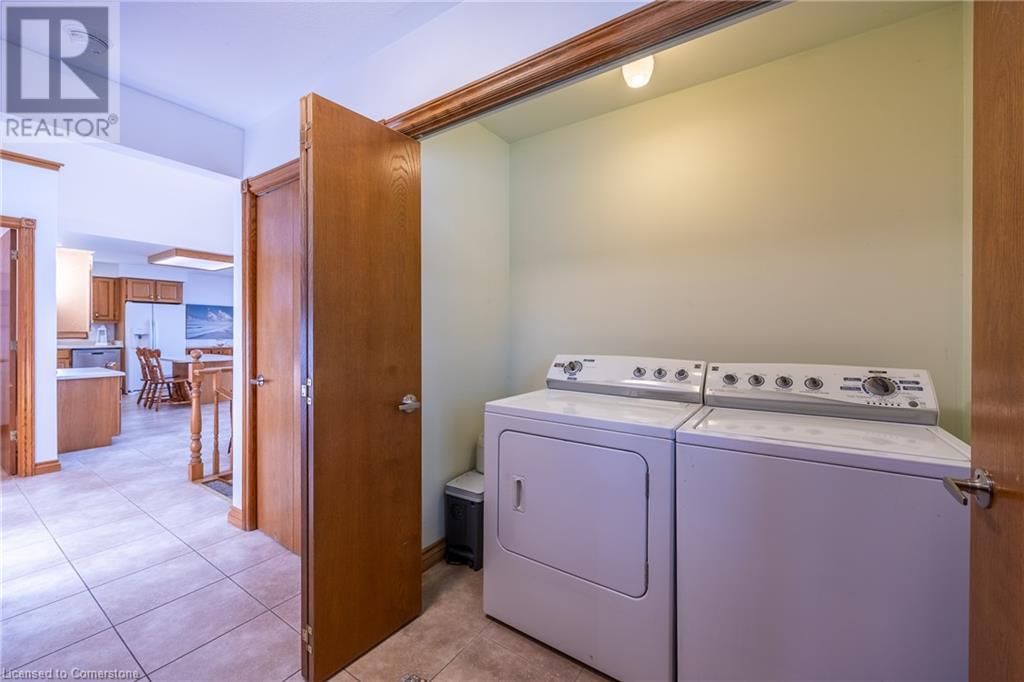 16 DEAN AVENUE Image 8