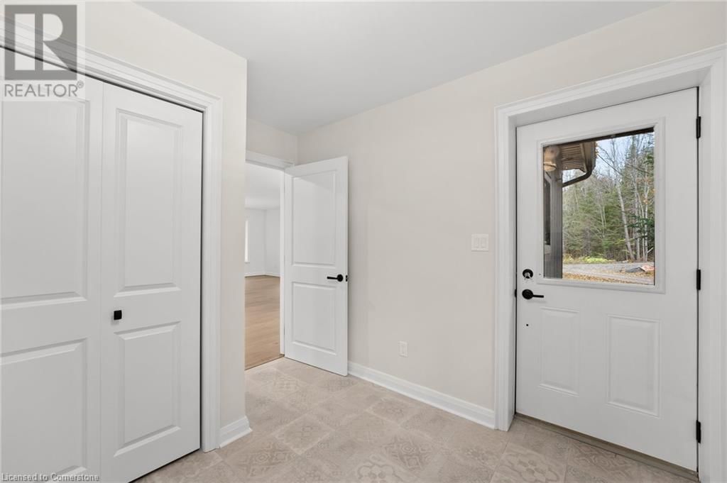 1009 SCOTTS BOATHOUSE ROAD Image 21