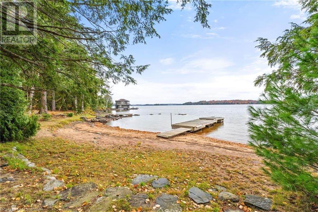 1009 SCOTTS BOATHOUSE ROAD Image 3