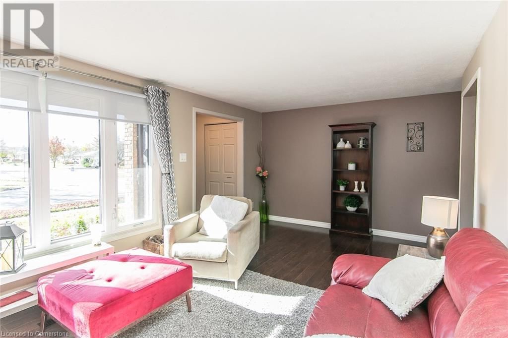 33 - 130 KINGSWOOD DRIVE Image 10