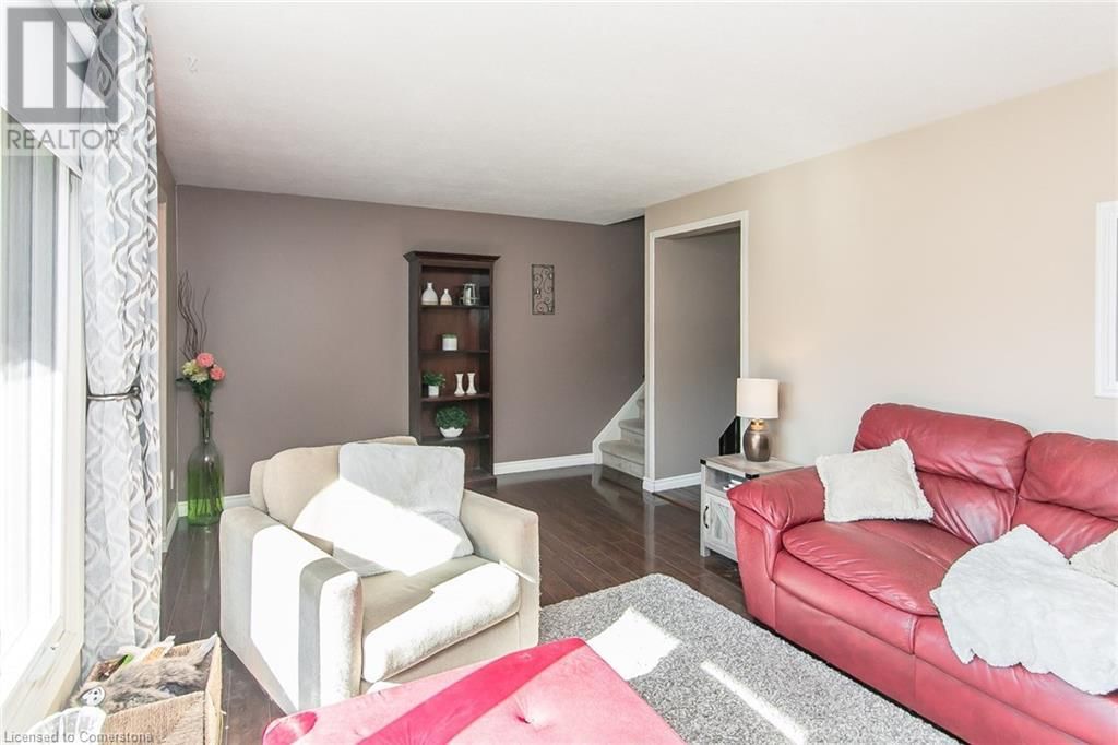 33 - 130 KINGSWOOD DRIVE Image 11