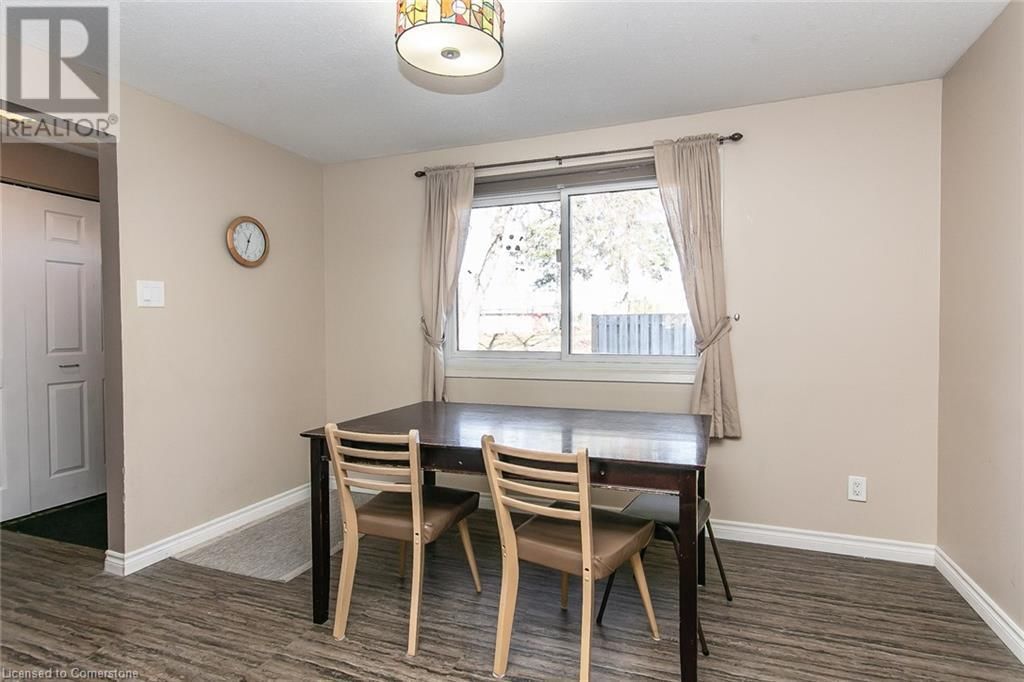 33 - 130 KINGSWOOD DRIVE Image 17