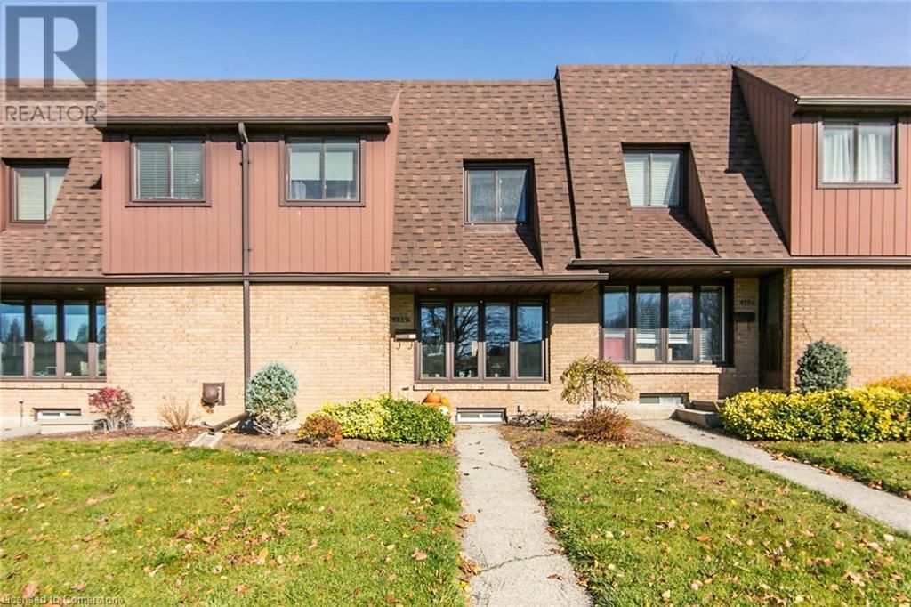 33 - 130 KINGSWOOD DRIVE Image 2