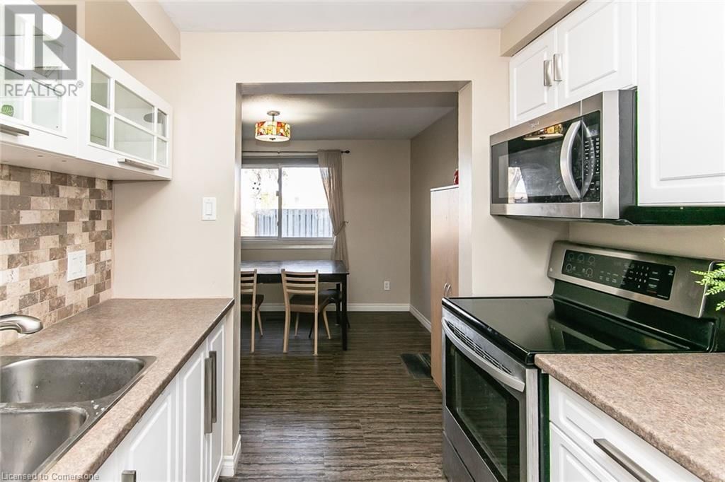 33 - 130 KINGSWOOD DRIVE Image 23