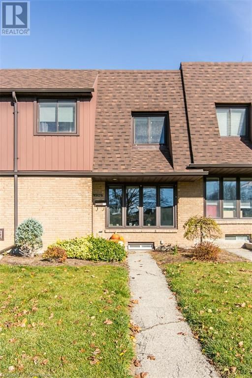 33 - 130 KINGSWOOD DRIVE Image 3