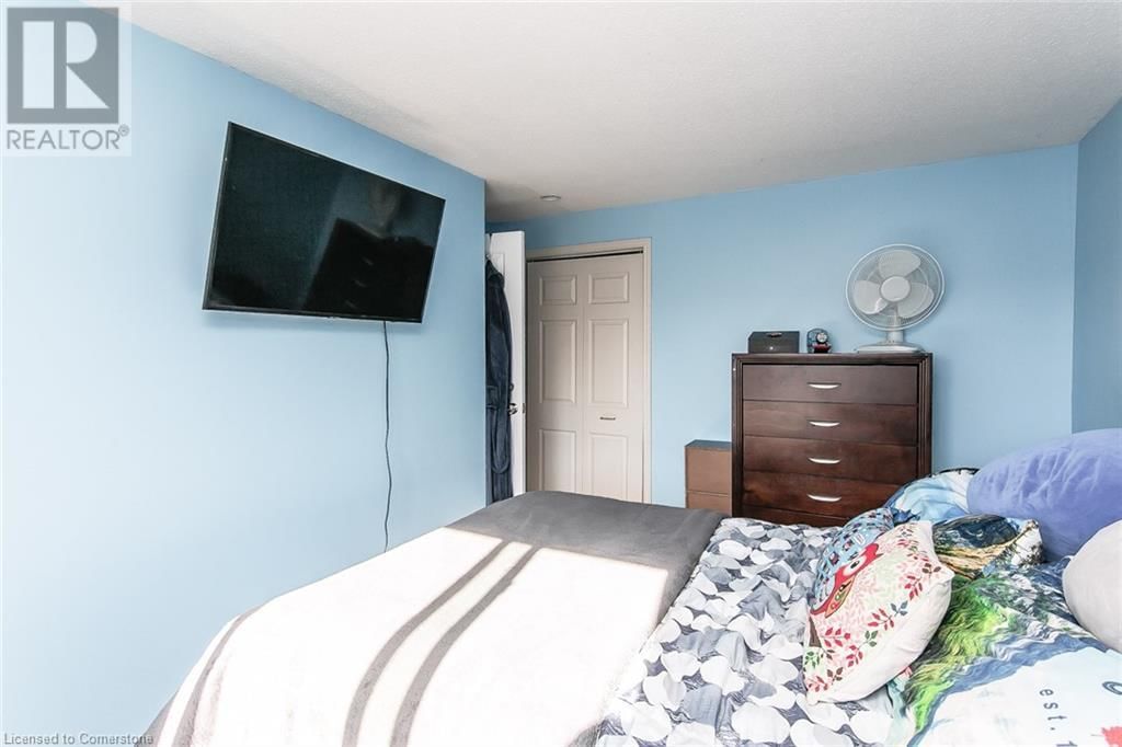 33 - 130 KINGSWOOD DRIVE Image 34