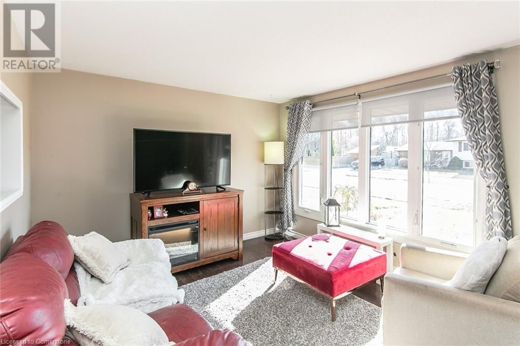 33 - 130 KINGSWOOD DRIVE Image 9