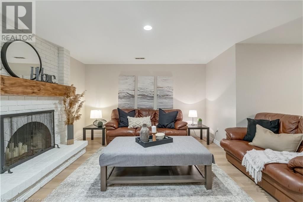 1351 BRYANSTON COURT Image 34
