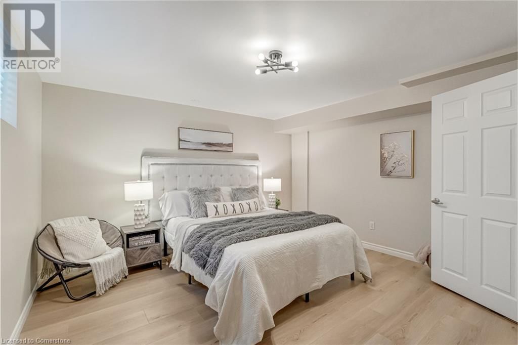 1351 BRYANSTON COURT Image 41