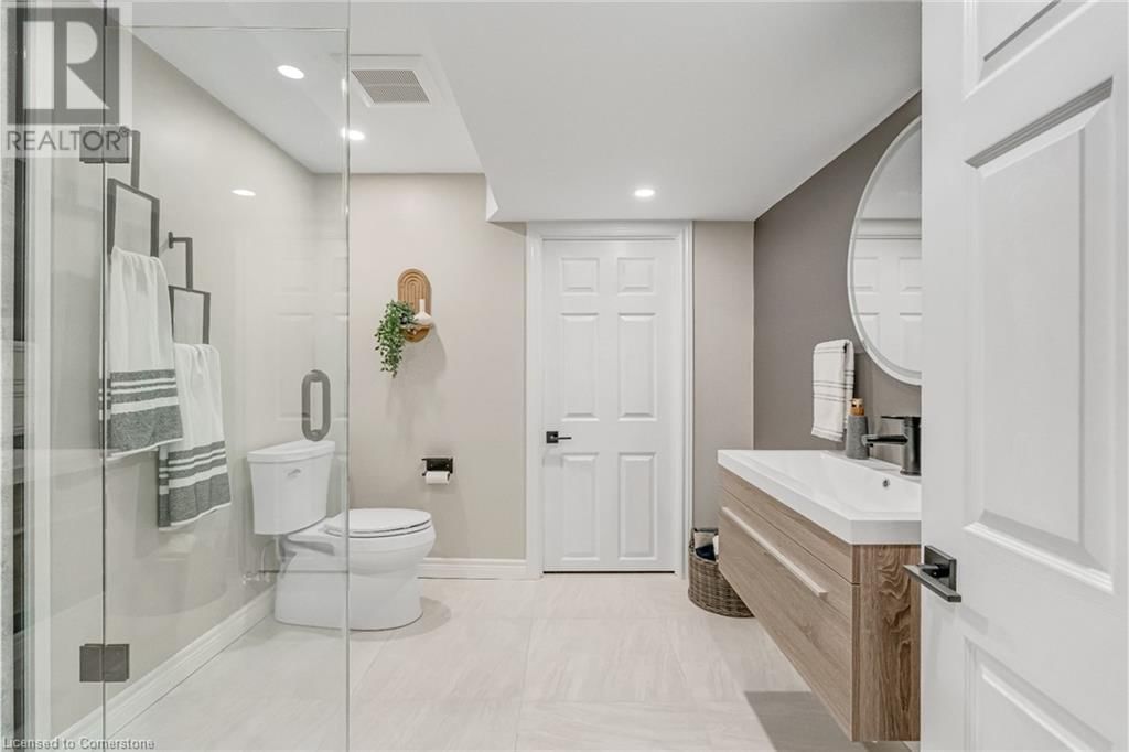 1351 BRYANSTON COURT Image 43