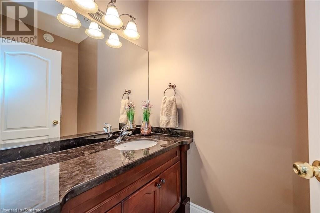 449 KELSO DRIVE Image 11