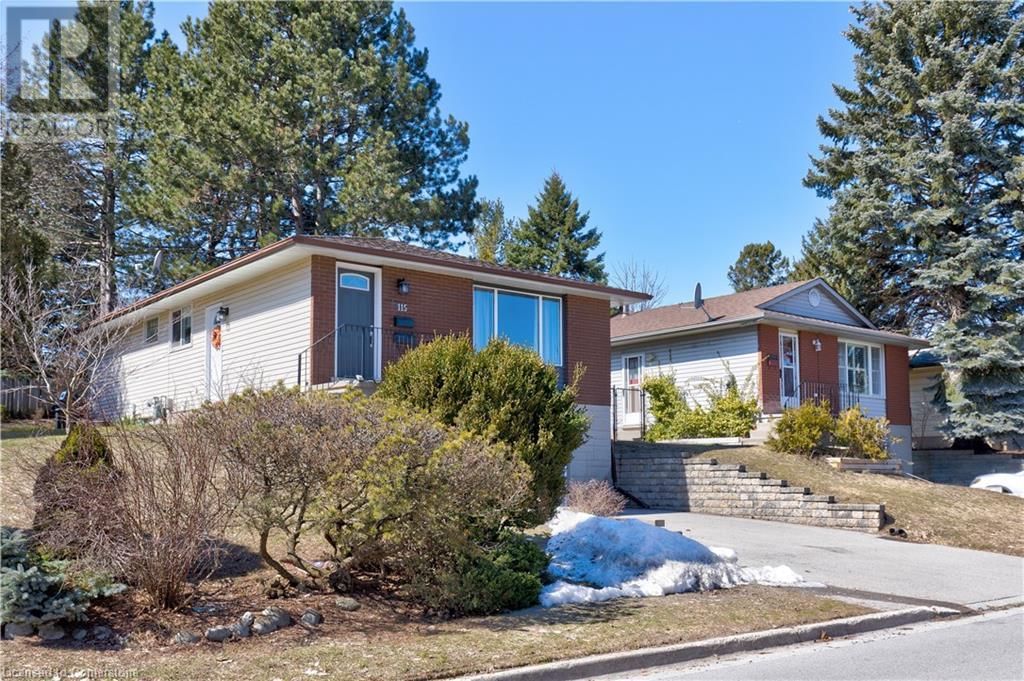 115 CEDARHILL CRESCENT Image 3