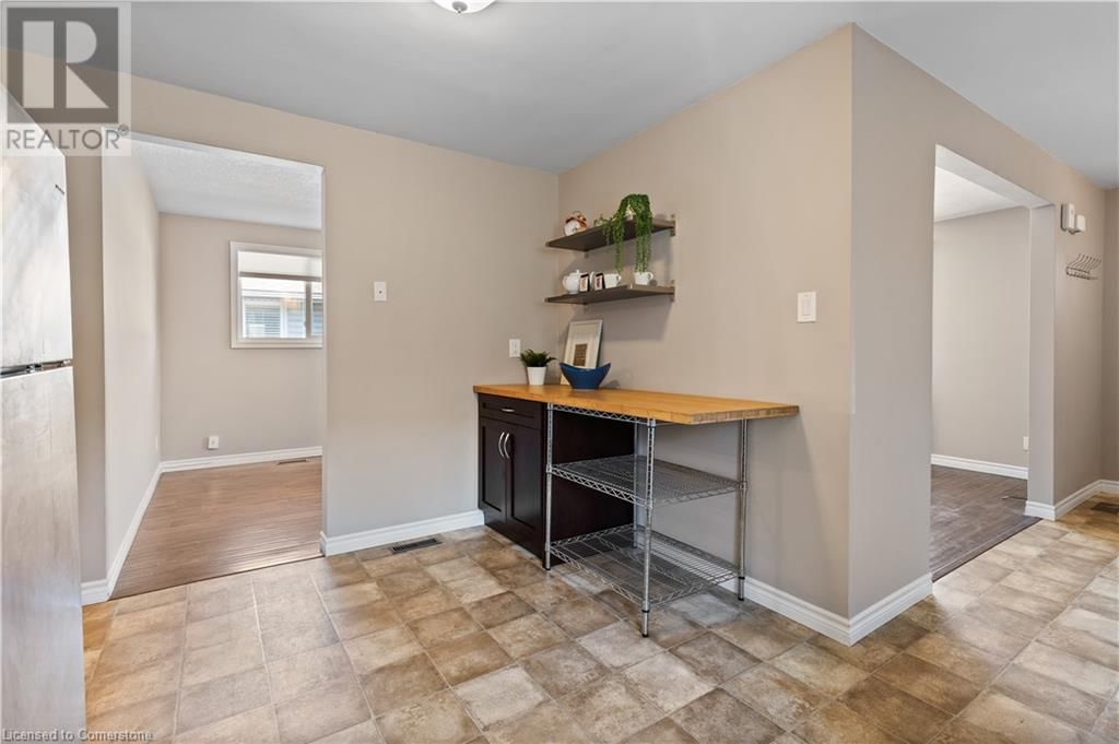 115 CEDARHILL CRESCENT Image 12