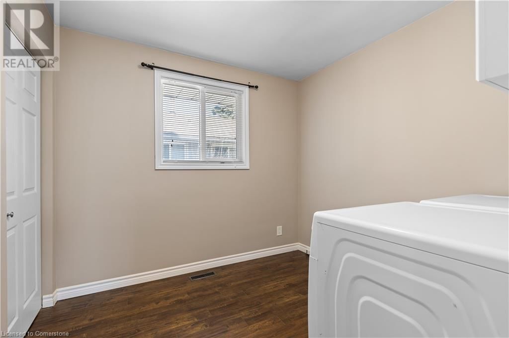 115 CEDARHILL CRESCENT Image 18
