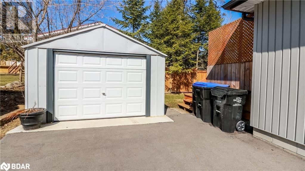 756 ROBERTS ROAD Image 18