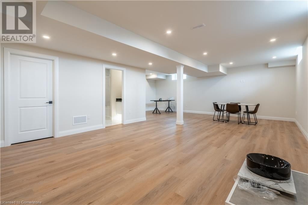 183 WALKER ROAD Image 22