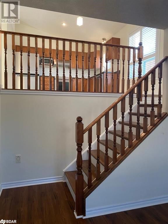 1751 BAYSWATER CRESCENT Image 6