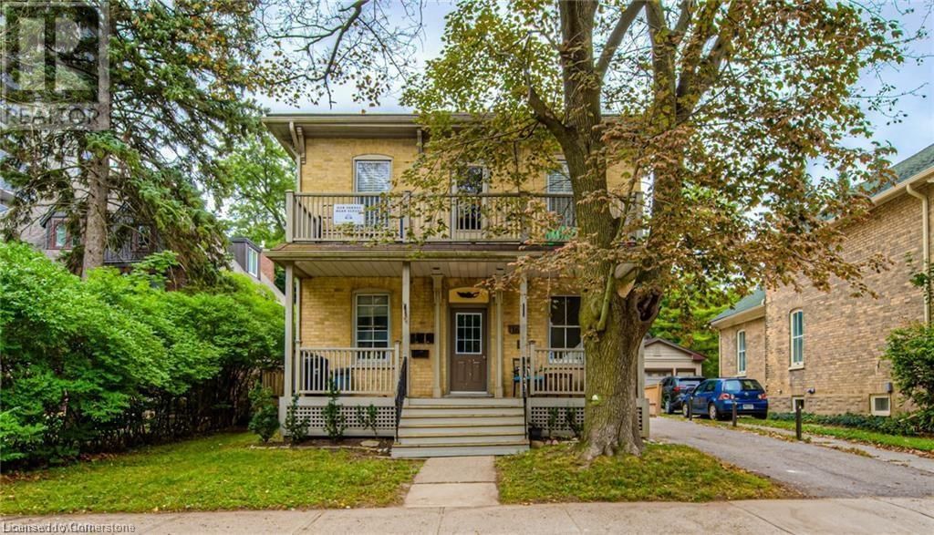 3 - 163 QUEEN STREET NORTH Image 1