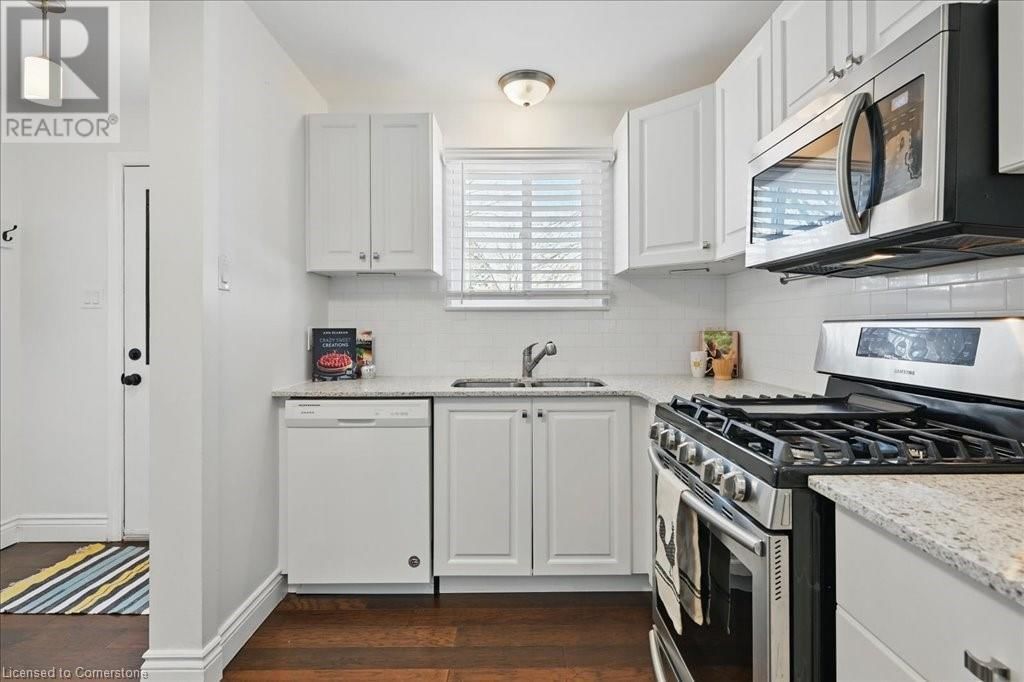 433 EAST 38TH STREET Image 10