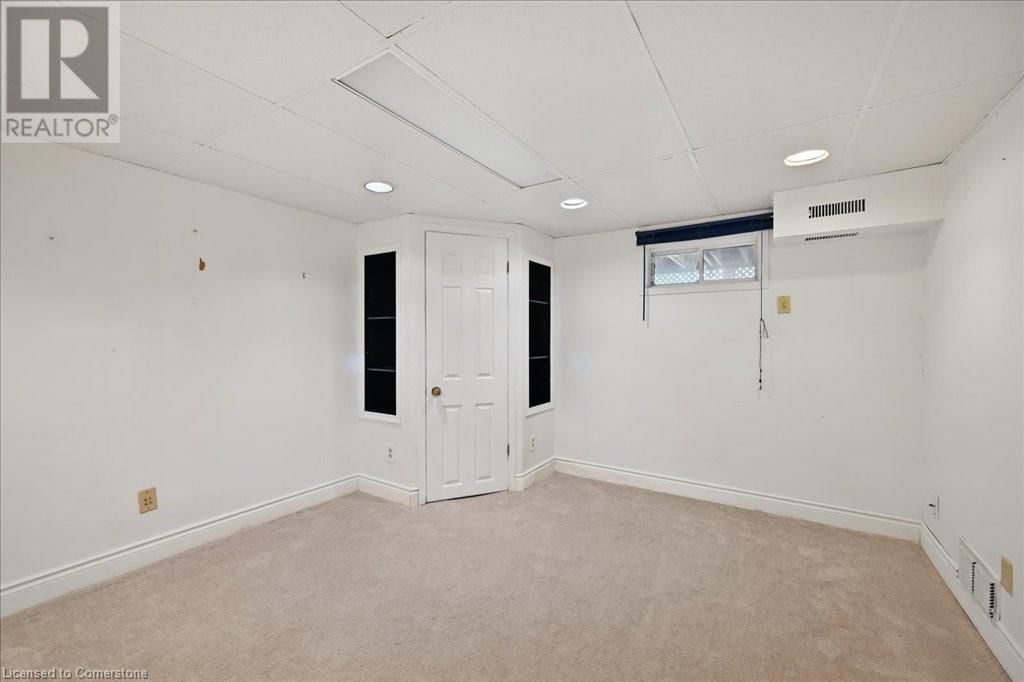 433 EAST 38TH STREET Image 26