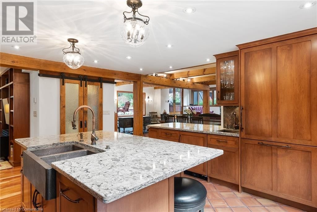 1194 STIRLING DRIVE Image 16