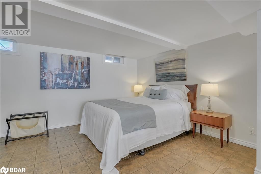 15 PARKSIDE DRIVE Image 13
