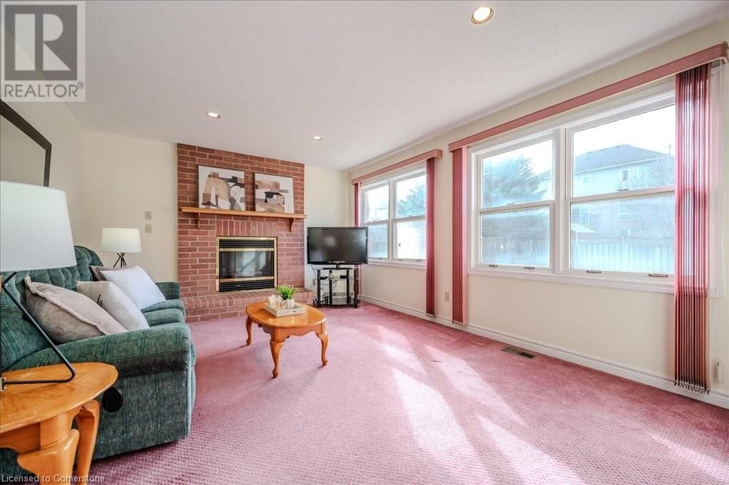 53 LYNNVALLEY CRESCENT Image 13