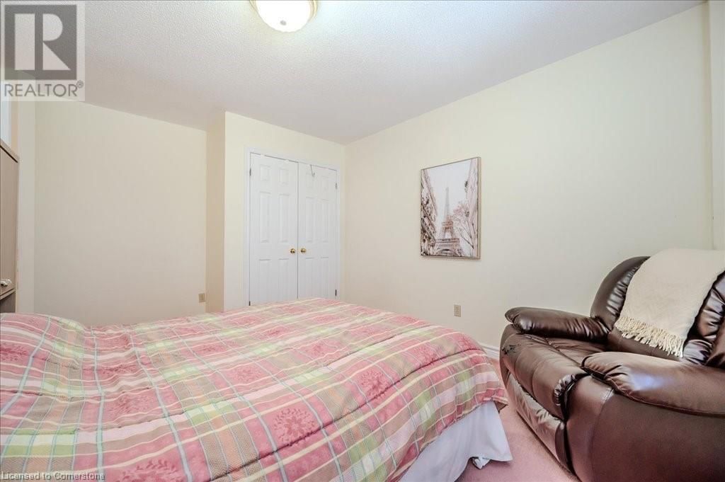 53 LYNNVALLEY CRESCENT Image 37