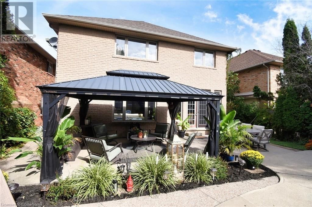 47 SURREY DRIVE Image 45