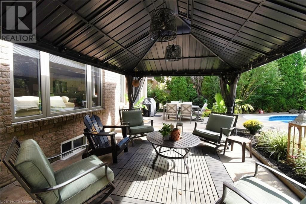 47 SURREY DRIVE Image 47
