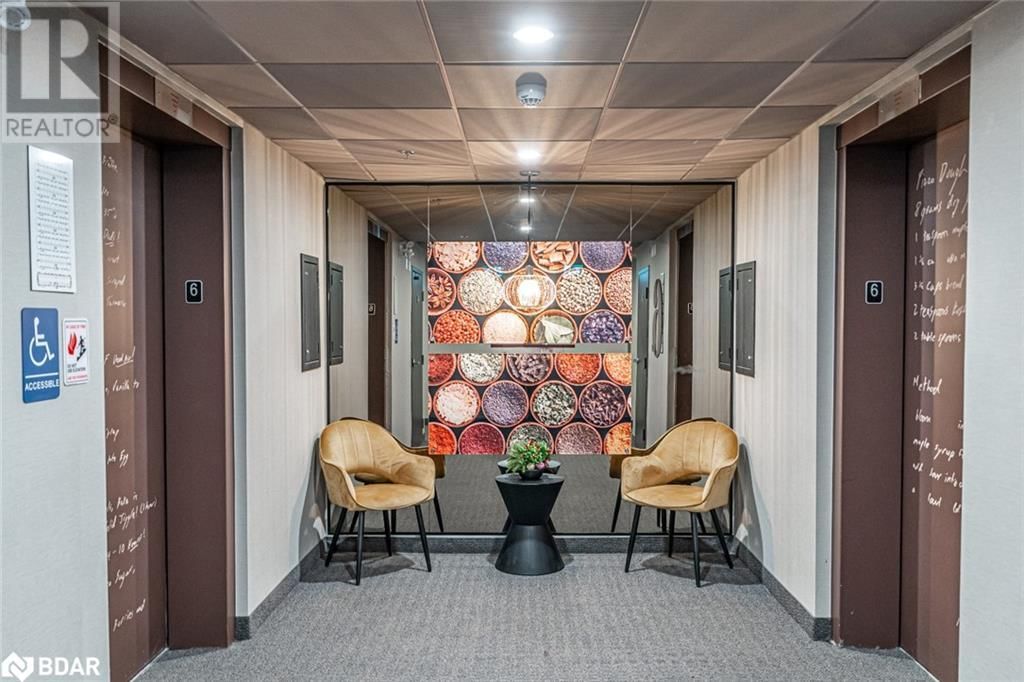 215 - 4 SPICE WAY Image 16